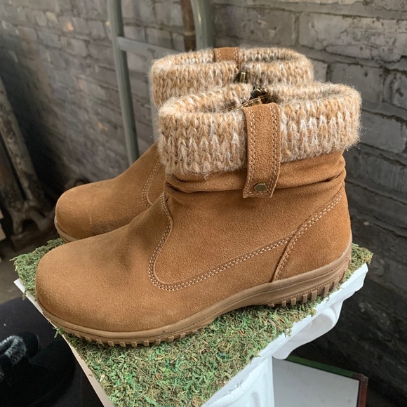 NIB Khombu Laura Leather All Seasons Boot Chestnut - Picture 2 of 7